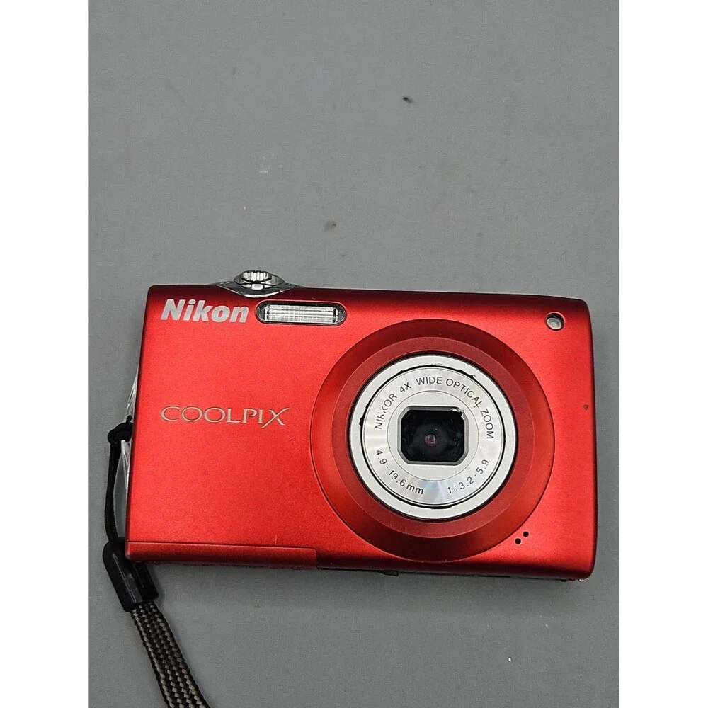 Nikon Coolpix S205 Digital Camera Red With Charger & SD Memory Tested Works READ